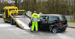 Co dělat při dopravní nehodě Co dělat při dopravní nehodě